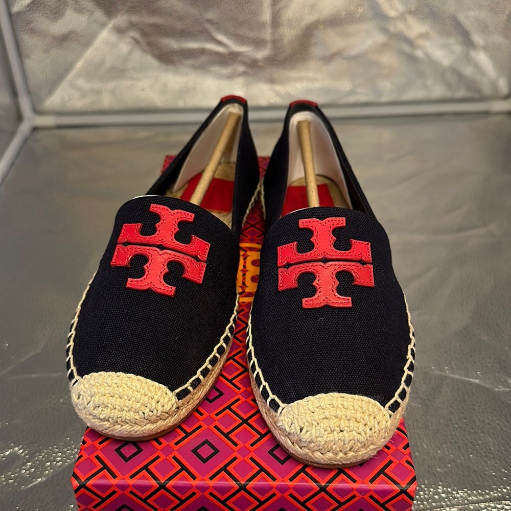 Tory Burch Woman Shoe